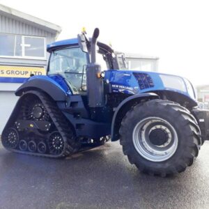 New Holland T8 435 Smart TracTOR